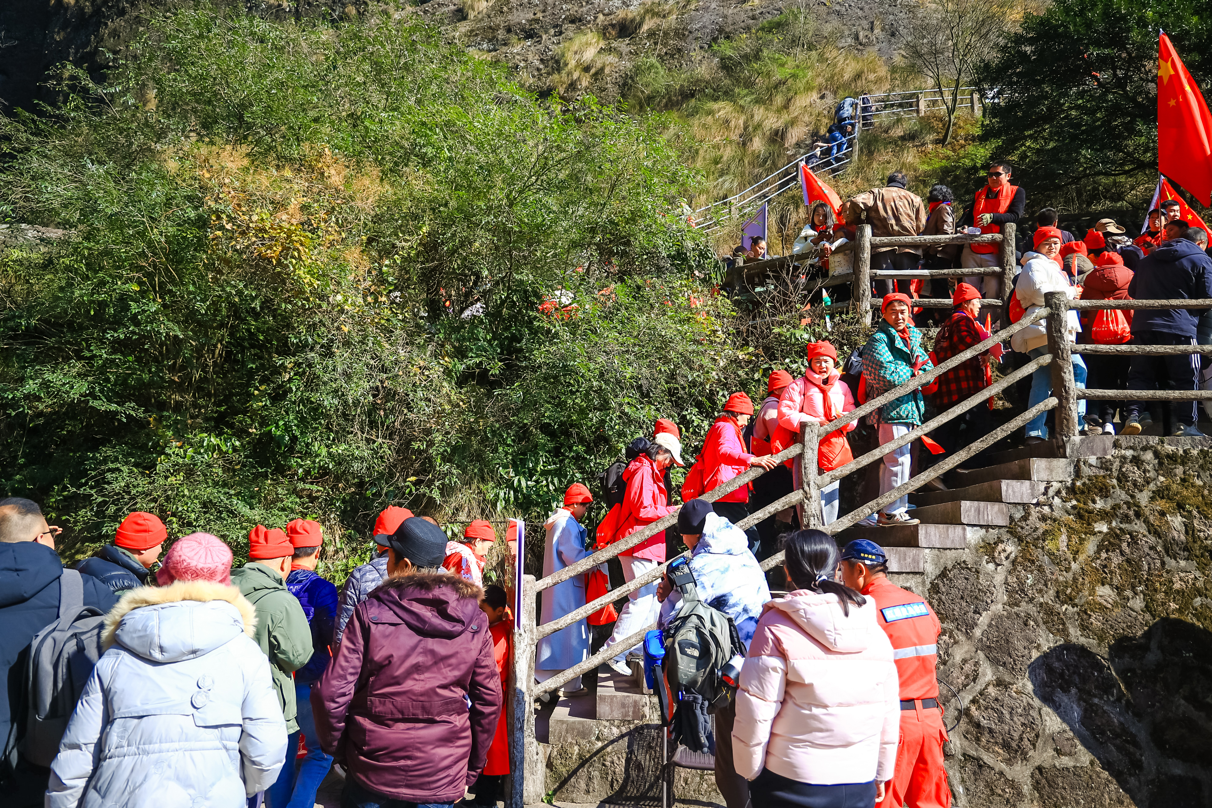 2026新年登高健身大会揭幕：江山担任主会场，泰